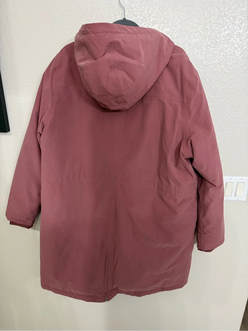 The North Face Women's Mauve Hooded Puffer Parka